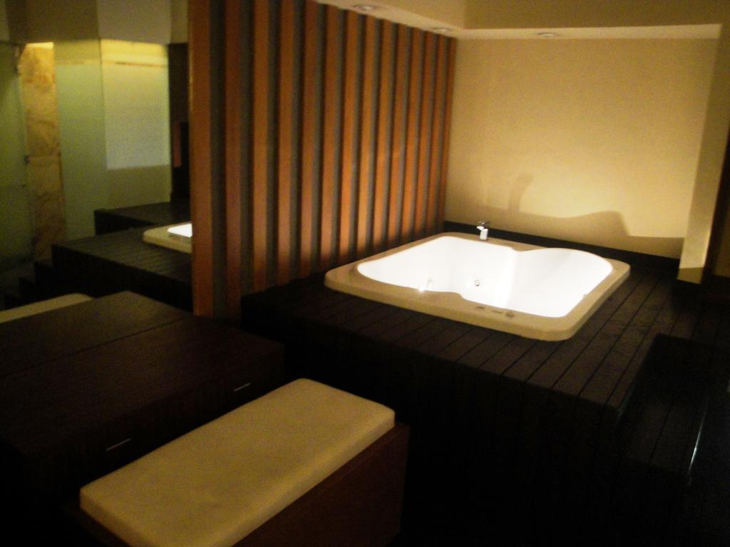 Resor Sutanraja 4*