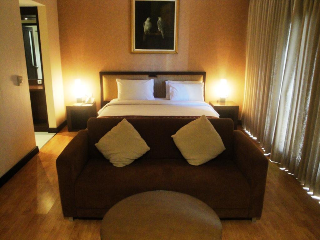 Resor Sutanraja 4*