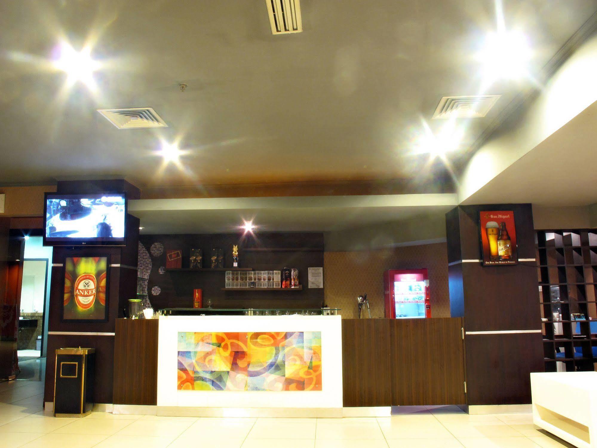 Sutanraja 4* Manado
