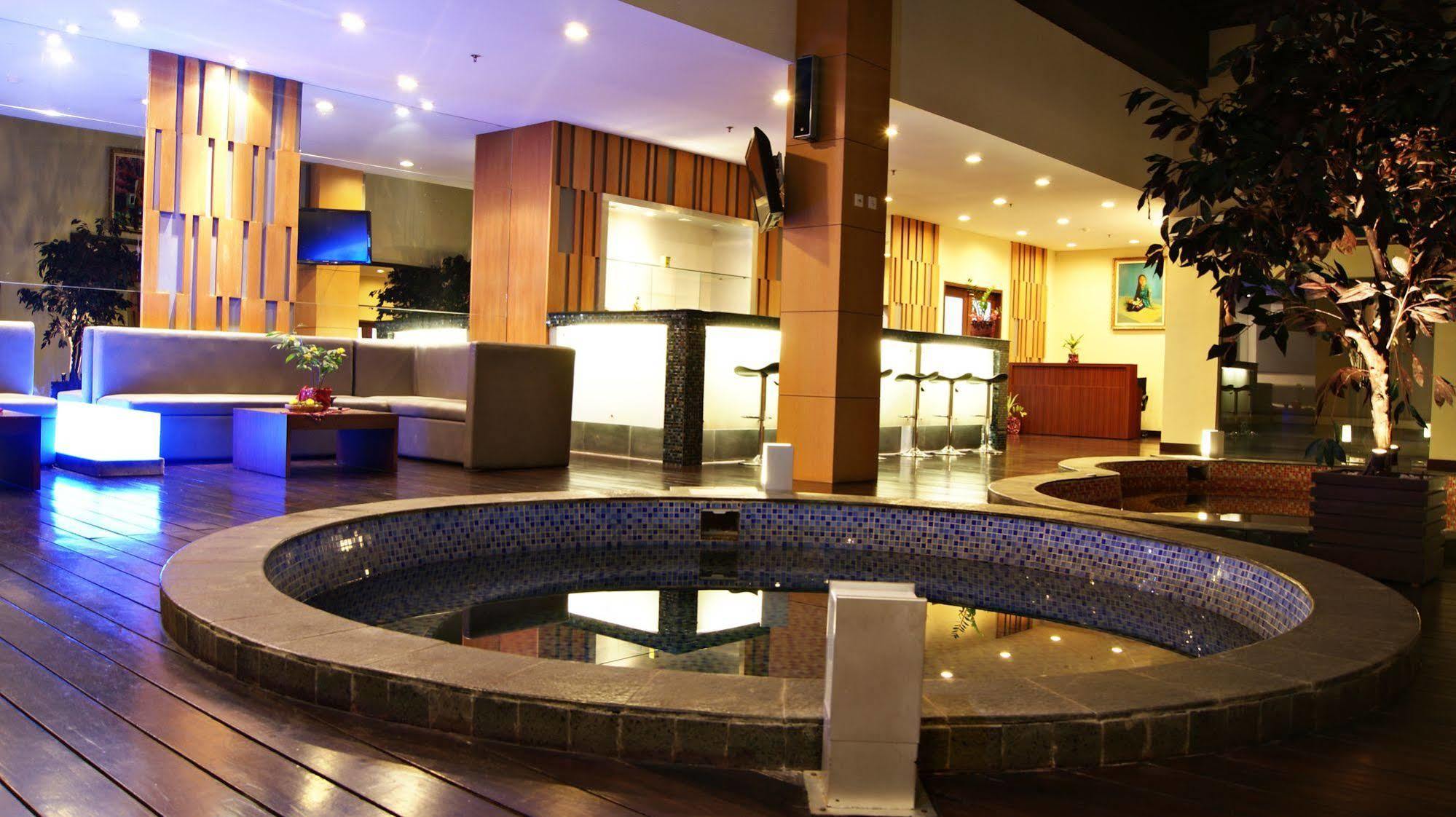 Resor Sutanraja 4*